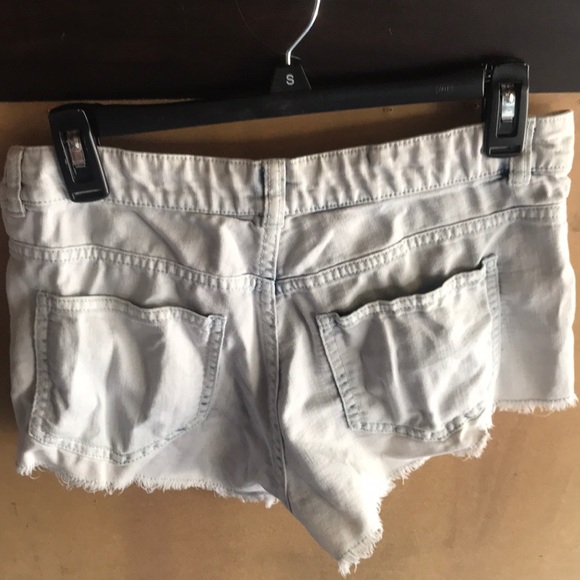 Shorts - Picture 2 of 2